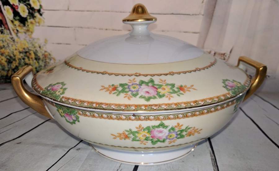 MEI525 Round Covered Vegetable by Meito-1