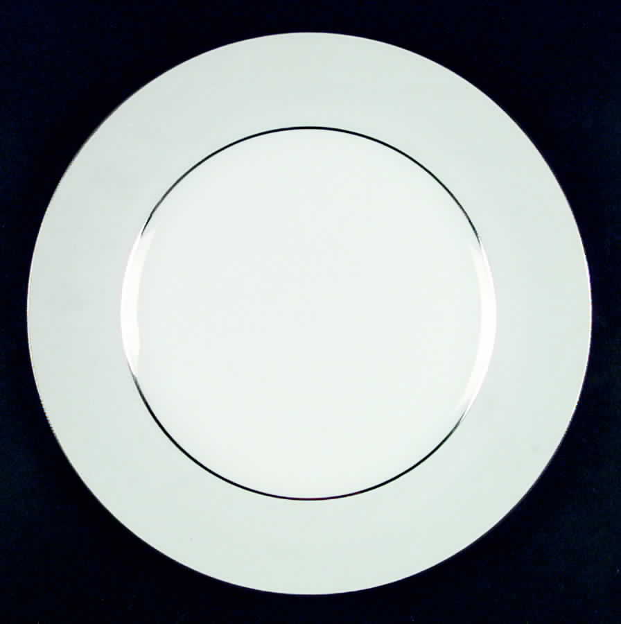 R446 Dinner Plate by Meito-1
