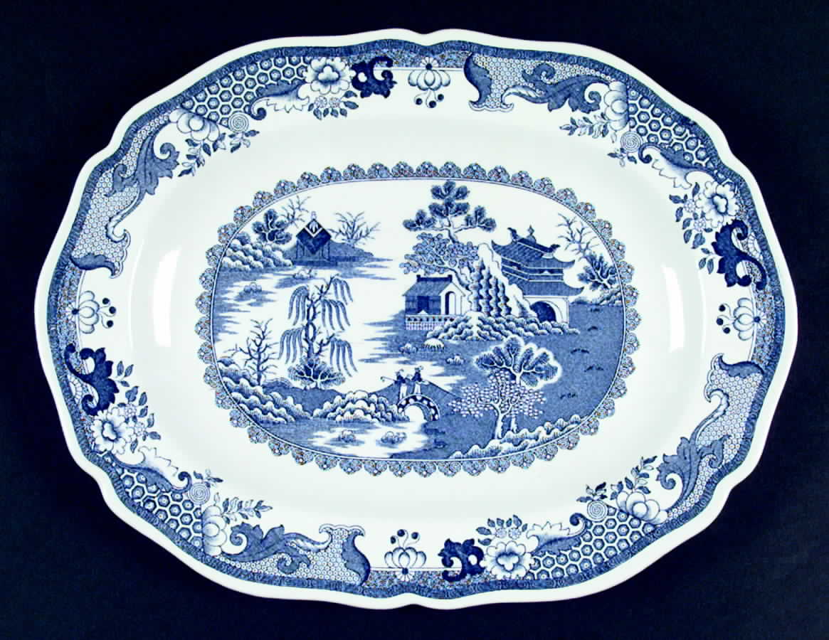 Willow Blue (Design Off Edge) 13" Oval Serving Platter by Mason's-1