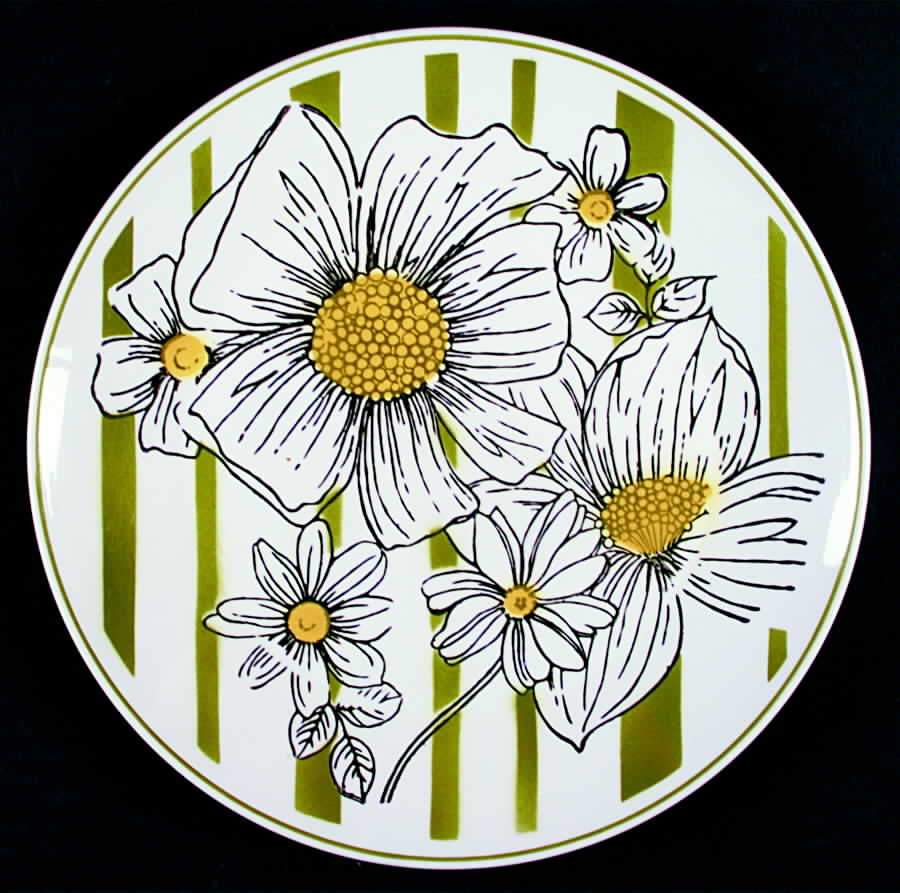 Poppy Dinner Plate by Mikasa-1