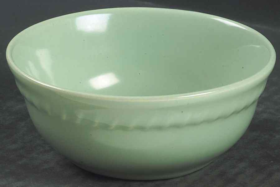 Mission Bell Green Chili Bowl by Metlox - Poppytrail - Vernon-1