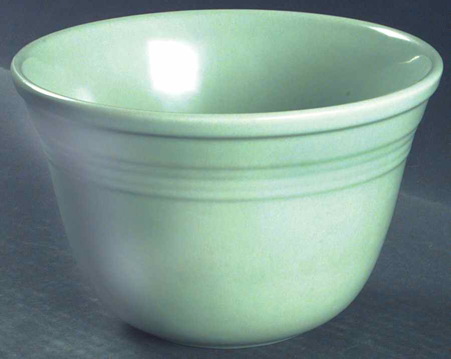 Mission Bell Green 7" Mixing Bowl by Metlox - Poppytrail - Vernon-1