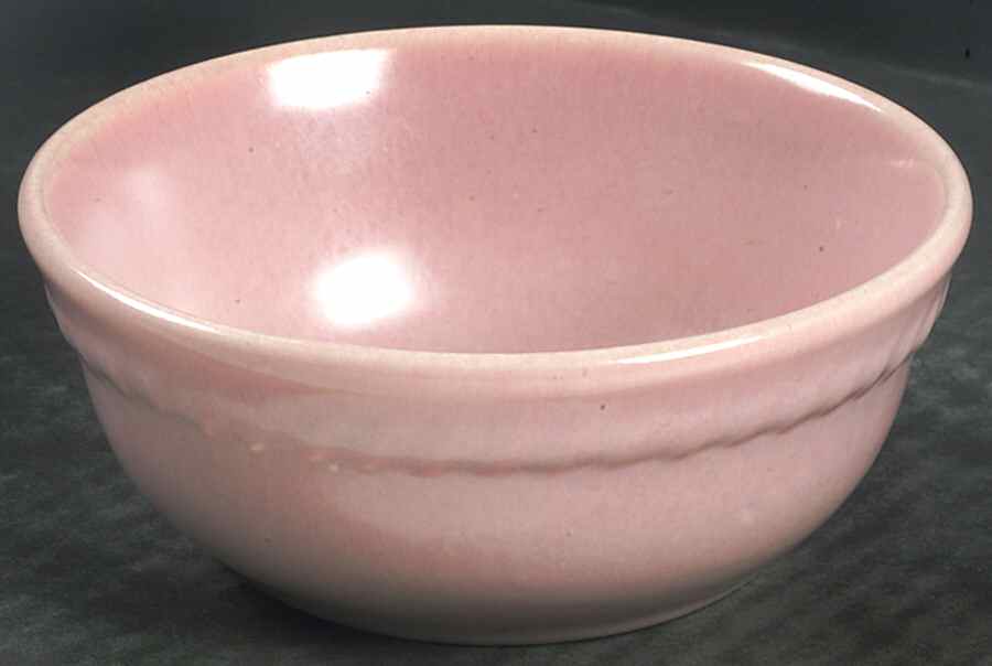 Mission Bell Coral Chili Bowl by Metlox - Poppytrail - Vernon-1