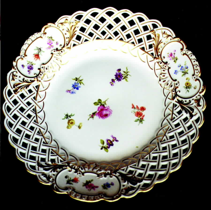 MSS38 Dinner Plate by Meissen (Germany)-1