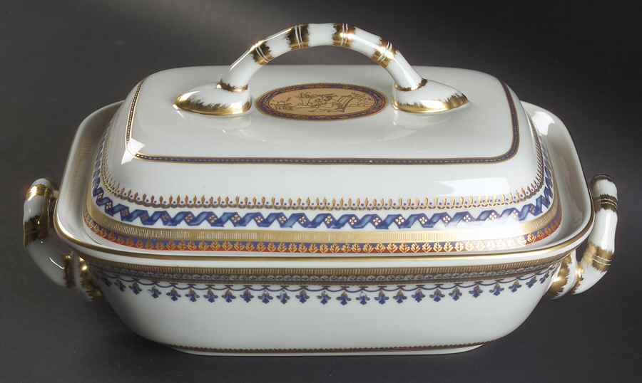 Chinoise Blue Rectangular Covered Vegetable by Mottahedeh-1