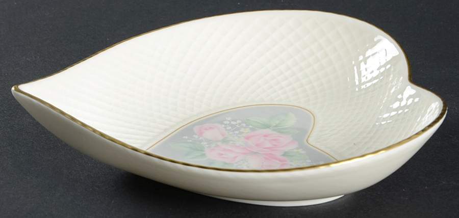 Rose Bouquet Gray Heart Shaped Bowl by Mikasa-1