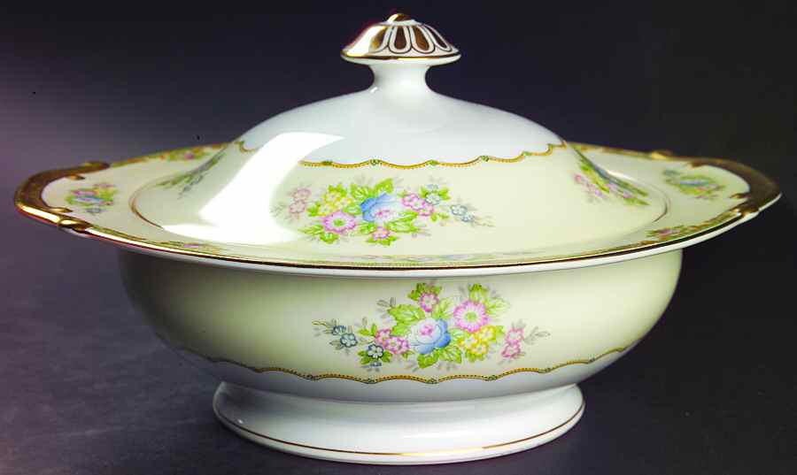 Calais Round Covered Vegetable by Meito-1