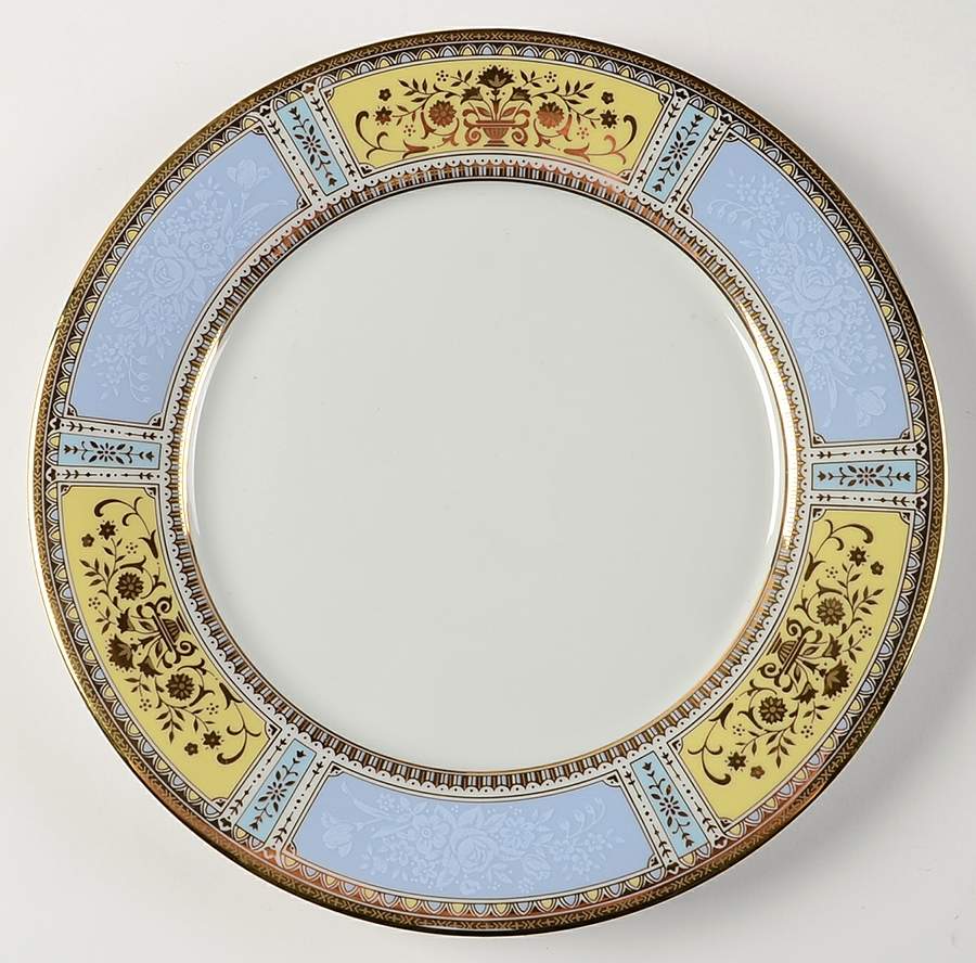 Bridal Bouquet Dinner Plate by Muirfield-1