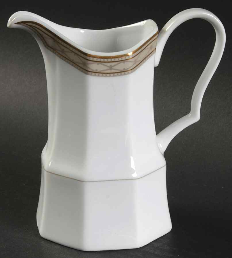 Tudor Row Creamer by Mikasa-1
