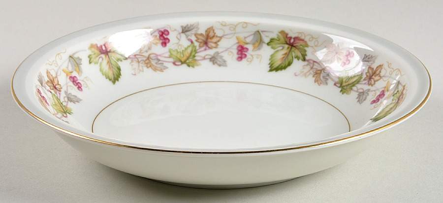 Cabernet Rim Soup Bowl by Meito-1