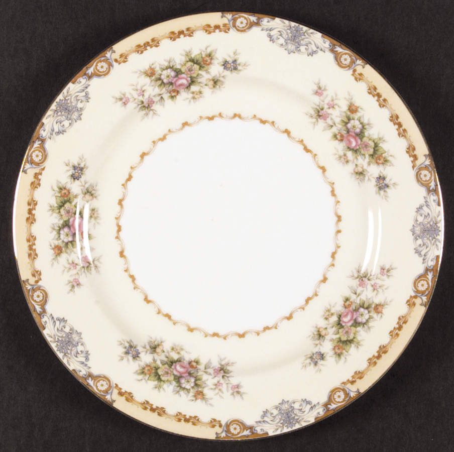Diana Dinner Plate by Meito-1