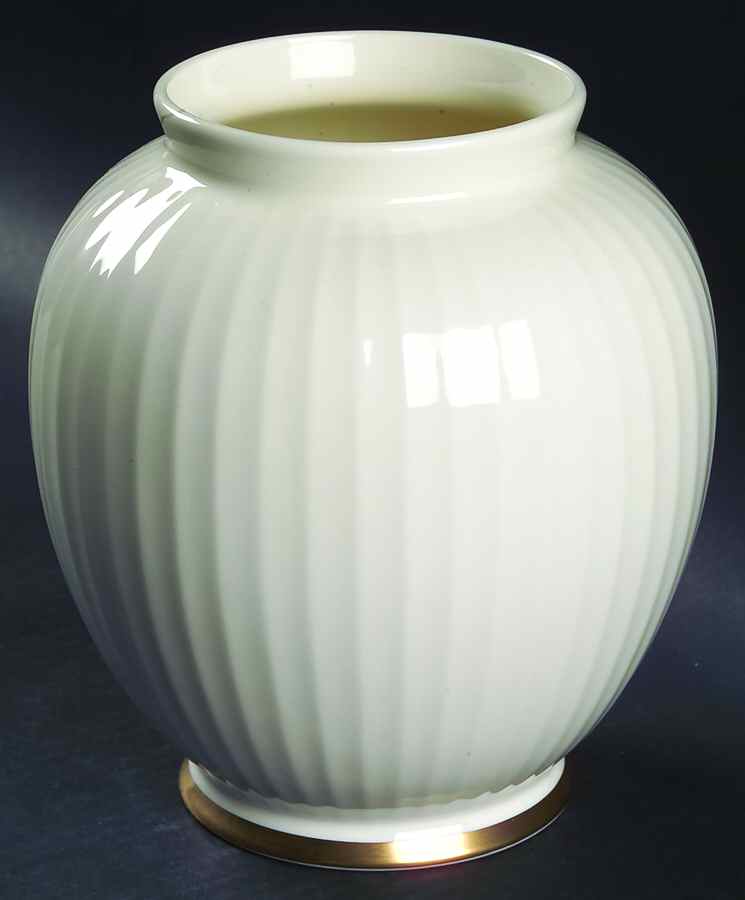 24 Karat (Bone) 7" Vase by Mikasa-1