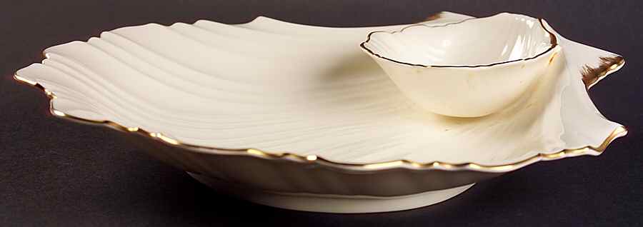 24 Karat (Bone) 1 Piece Chip & Dip by Mikasa-1