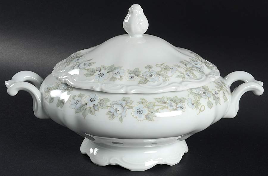 Bridal Veil Round Covered Vegetable by Mitterteich-1