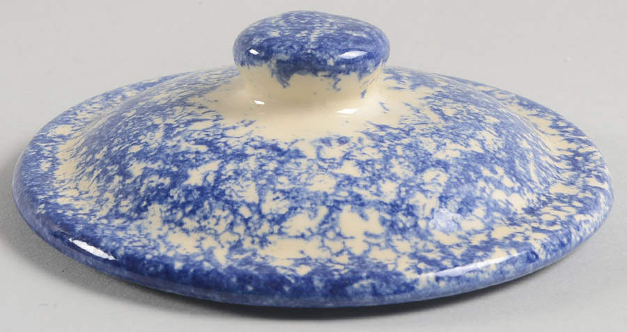 Molly's Cows Blue Lid for 5" Round Box by Molly Dallas-1