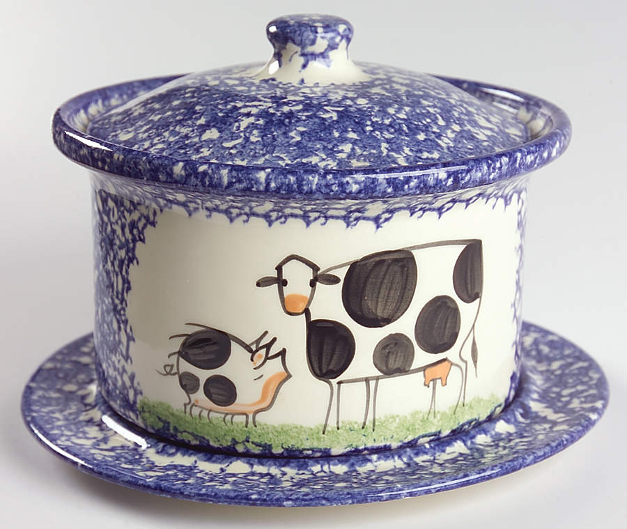 Molly's Cows Blue Bean Pot & Lid w/Underplate by Molly Dallas-1