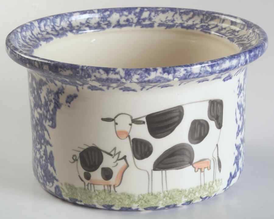 Molly's Cows Blue Bean Pot No Lid by Molly Dallas-1
