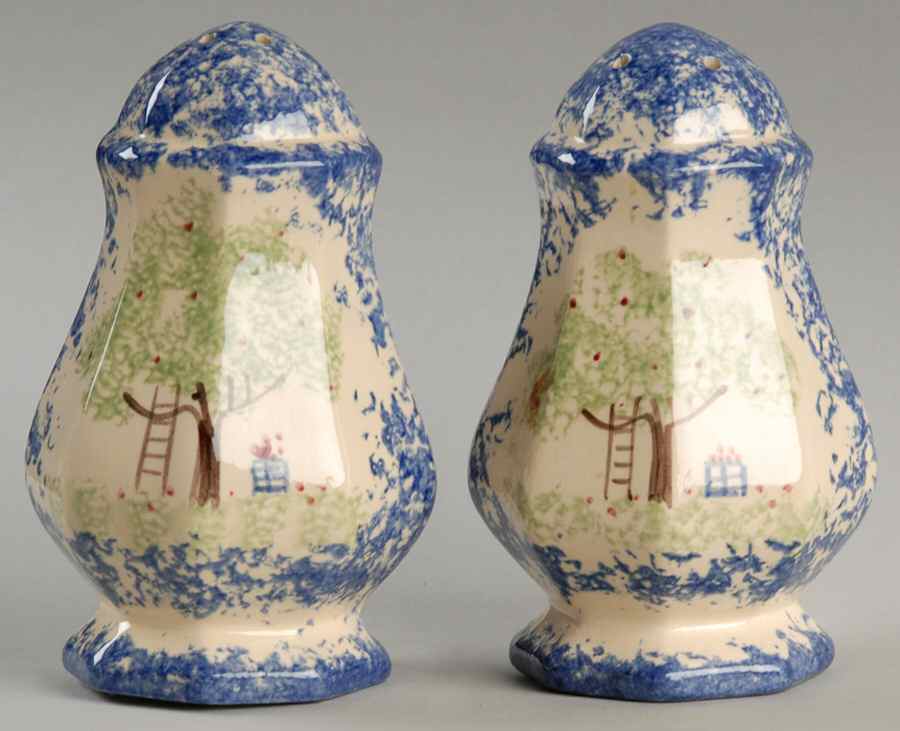 Molly's Cows Blue Salt & Pepper Set by Molly Dallas-1