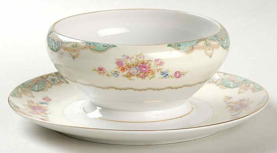 Windsor Gravy Boat with Attached Underplate by Mikasa-1