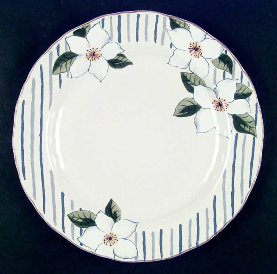 Tender Fleur Dinner Plate by Mikasa-1