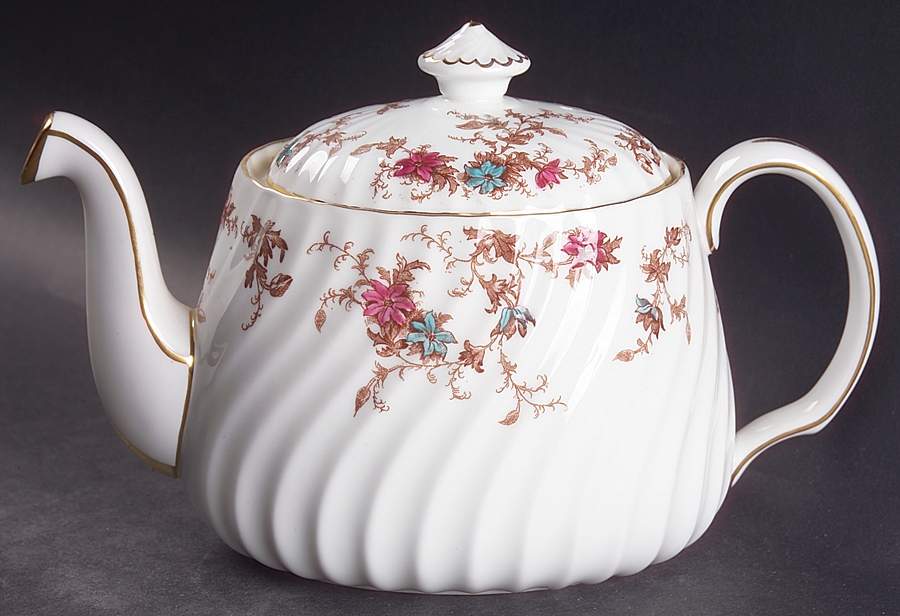 Ancestral (Wreath Backstamp) Teapot & Lid by Minton-1