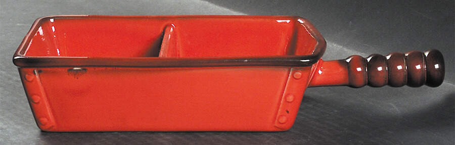 Red Rooster Red Rectangular Divided Vegetable Bowl by Metlox - Poppytrail - Vernon-1