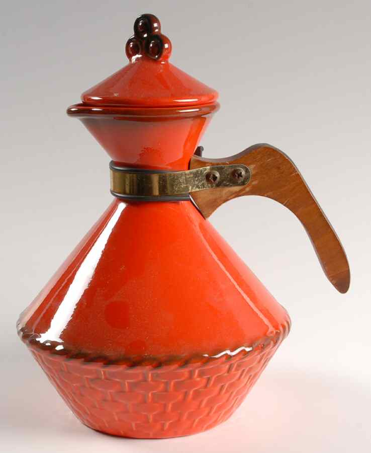 Red Rooster Red Carafe & Lid by Metlox - Poppytrail - Vernon-1
