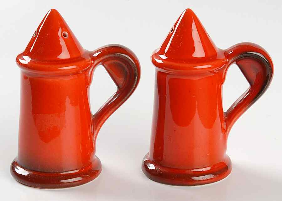 Red Rooster Red Salt & Pepper Set by Metlox - Poppytrail - Vernon-1