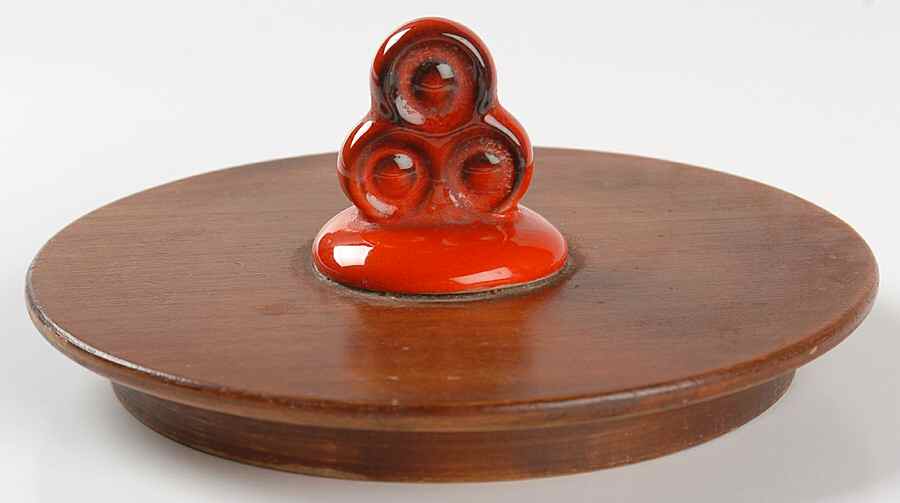 Red Rooster Red Wood Lid for Large Canister by Metlox - Poppytrail - Vernon-1