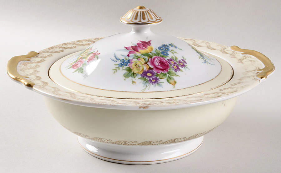 Gramercy Round Covered Vegetable by Meito-1