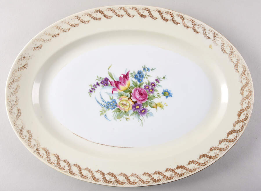 Gramercy 16" Oval Serving Platter by Meito-1