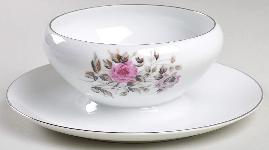 MTK8 Gravy Boat with Attached Underplate by Mitake-1
