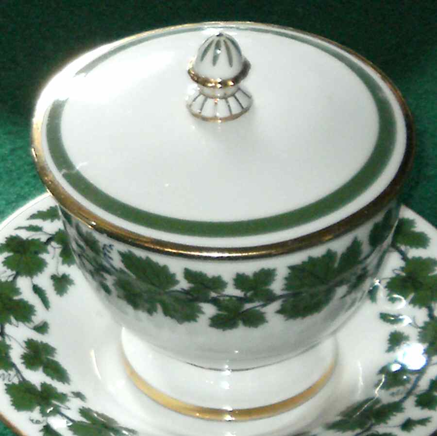 Full Green Vine (Smooth, Gold Trim) Sugar Bowl & Lid by Meissen (Germany)-1