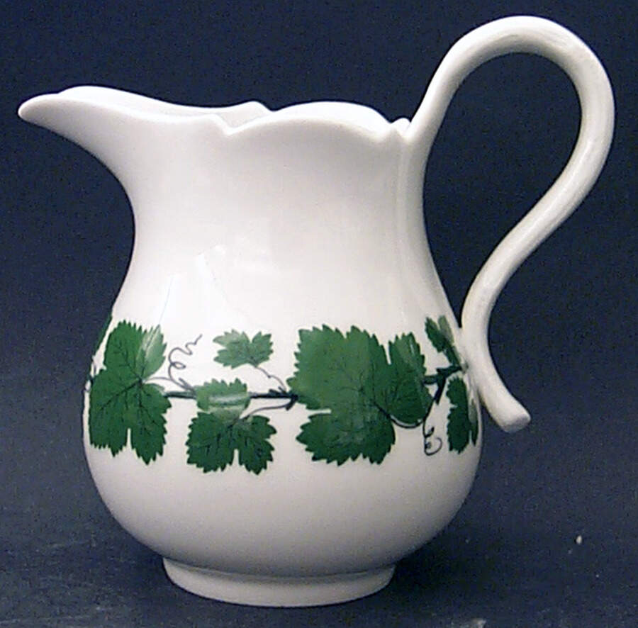 Full Green Vine (Scalloped, No Trim) Creamer by Meissen (Germany)-1