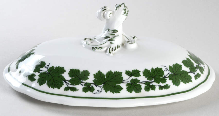Full Green Vine (Scalloped, No Trim) Lid for 2 Quart Oval Covered Casserole by Meissen (Germany)-1