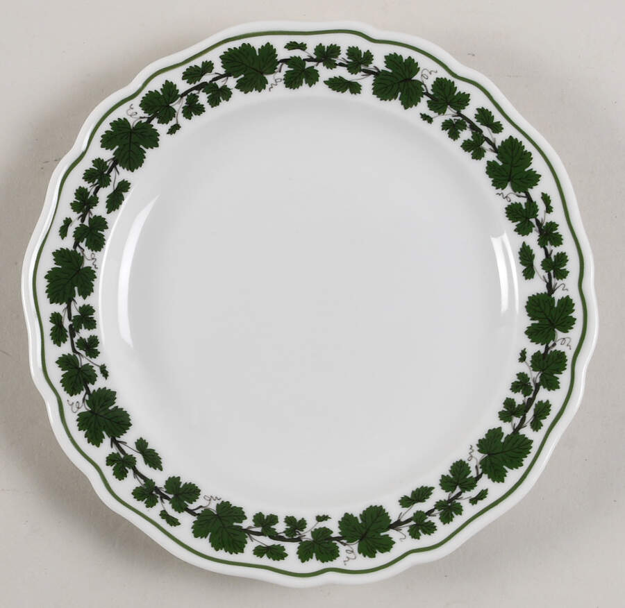 Full Green Vine (Scalloped, No Trim) Dessert/Pie Plate by Meissen (Germany)-1
