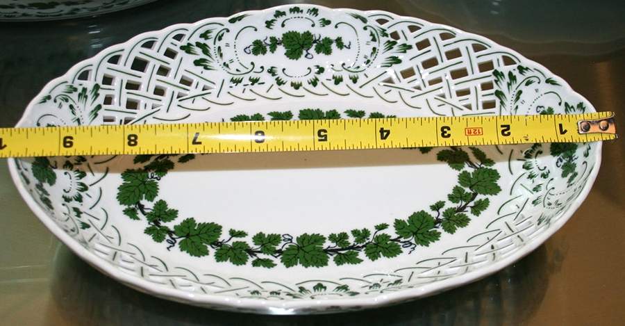Full Green Vine (Scalloped, No Trim) 10" Pierced Oval Bowl by Meissen (Germany)-1