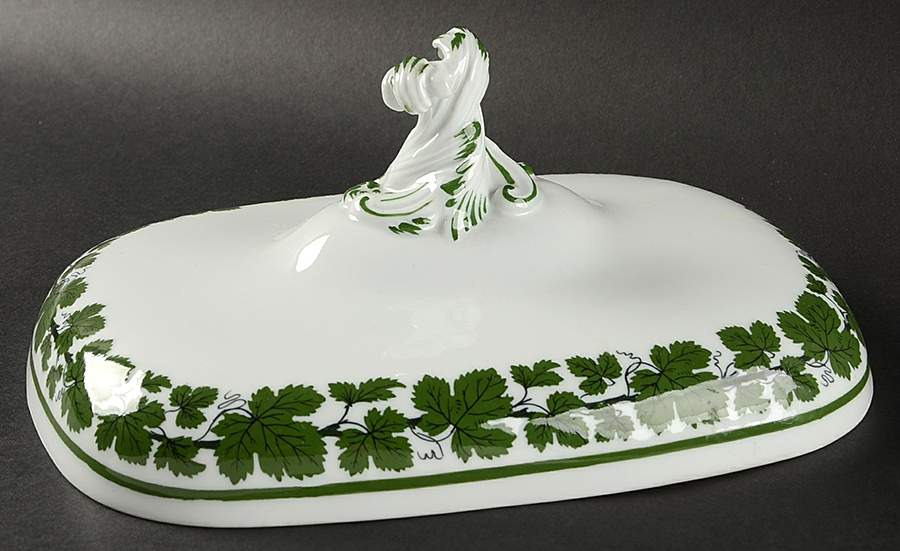 Full Green Vine (Scalloped, No Trim) Lid for Rectangular Vegetable by Meissen (Germany)-1