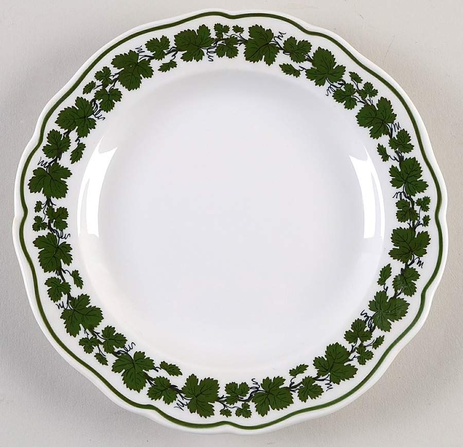 Full Green Vine (Scalloped, No Trim) Dessert/Pie Plate by Meissen (Germany)-1
