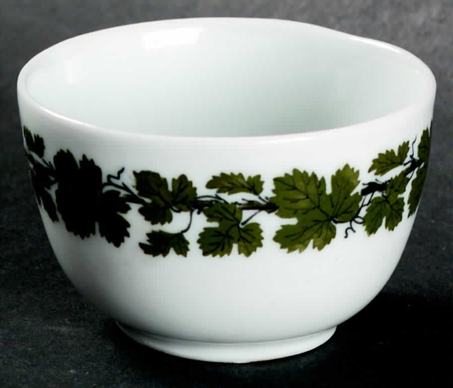 Full Green Vine (Smooth, No Trim) Salt Dip by Meissen (Germany)-1