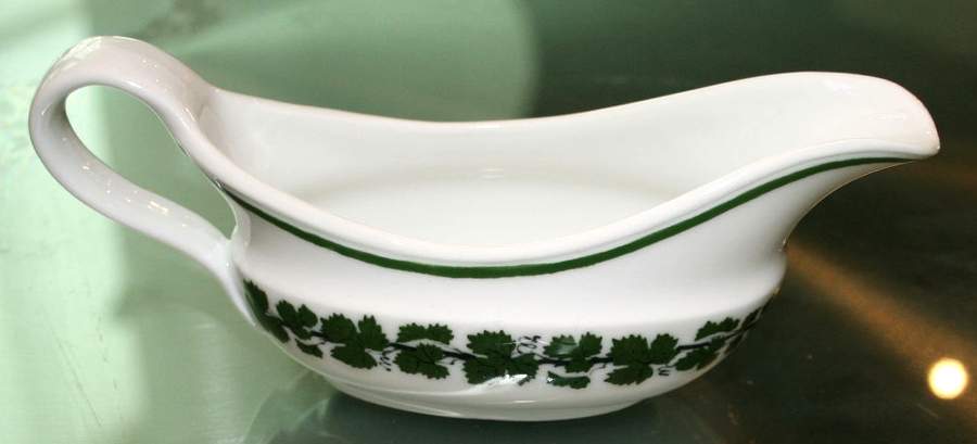 Full Green Vine (Smooth, No Trim) Individual Gravy Boat by Meissen (Germany)-1