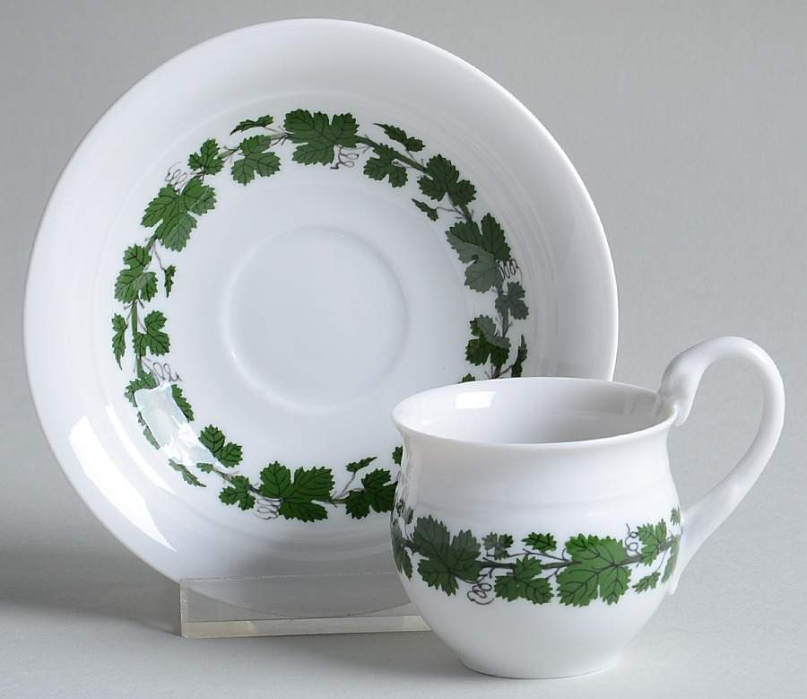 Full Green Vine (Smooth, No Trim) Flat Demitasse Cup & Saucer Set by Meissen (Germany)-1