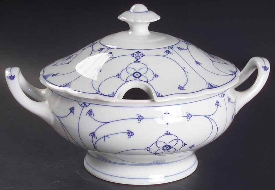 MOS3 Round Covered Vegetable by Moschendorf-1