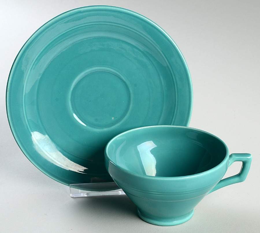 Early California Green Footed Cup & Saucer Set by Metlox - Poppytrail - Vernon-1