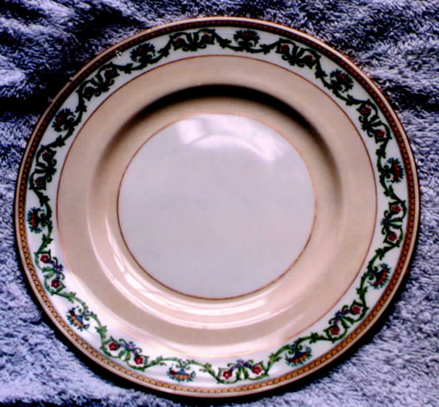 M52 Dinner Plate by Minton-1