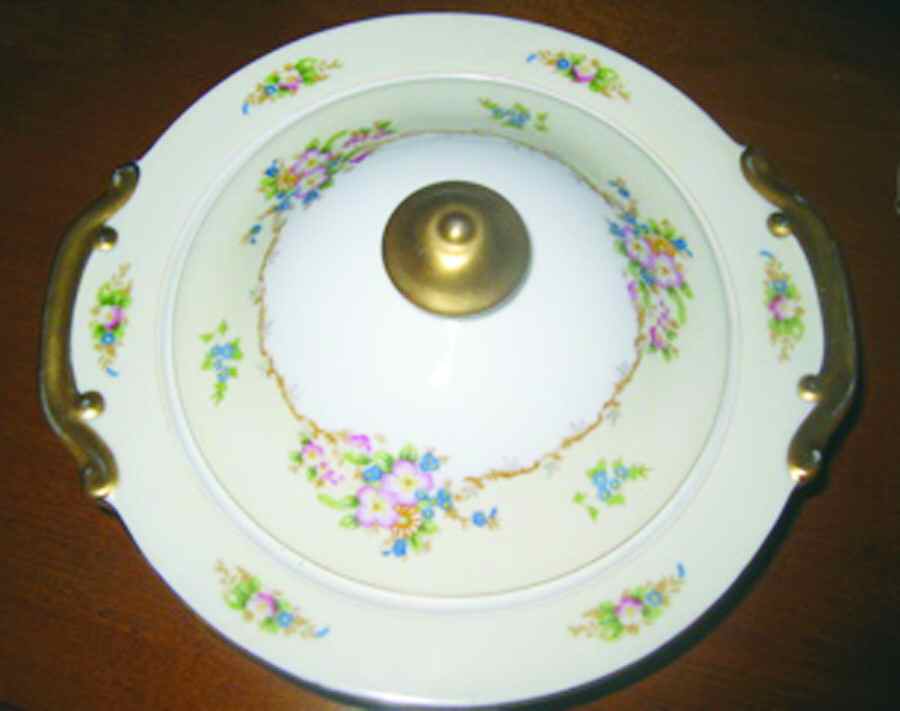 MEI584 Sugar Bowl & Lid by Meito-1