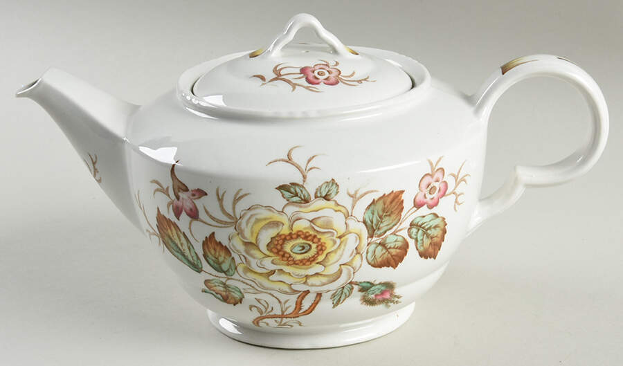 Old Rose Teapot & Lid by John Maddock & Sons-1