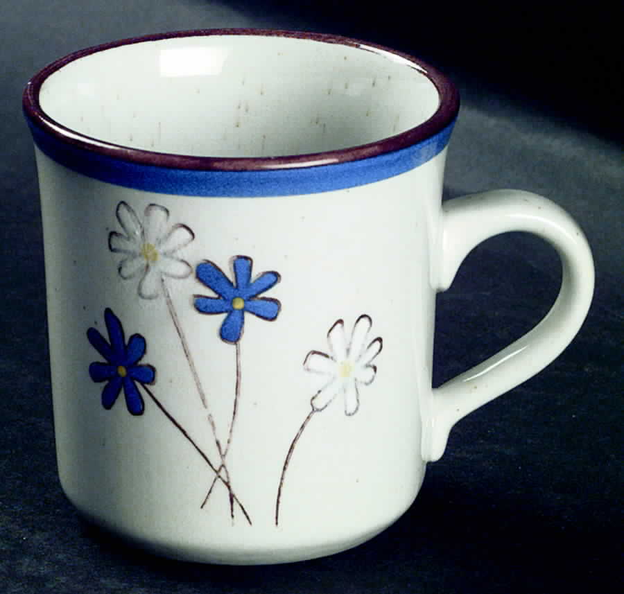 Primary Blue Daisies Flat Cup by Metlox - Poppytrail - Vernon-1