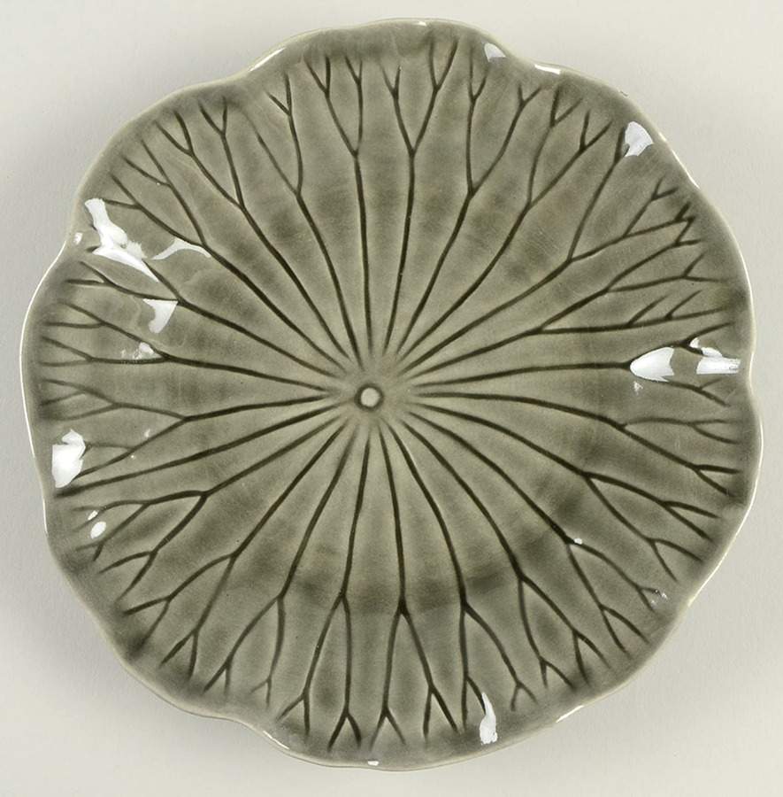 Lotus Pewter Salad Plate by Metlox - Poppytrail - Vernon-1