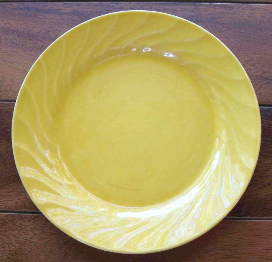1942 Yellow Dinner Plate by Metlox - Poppytrail - Vernon-1